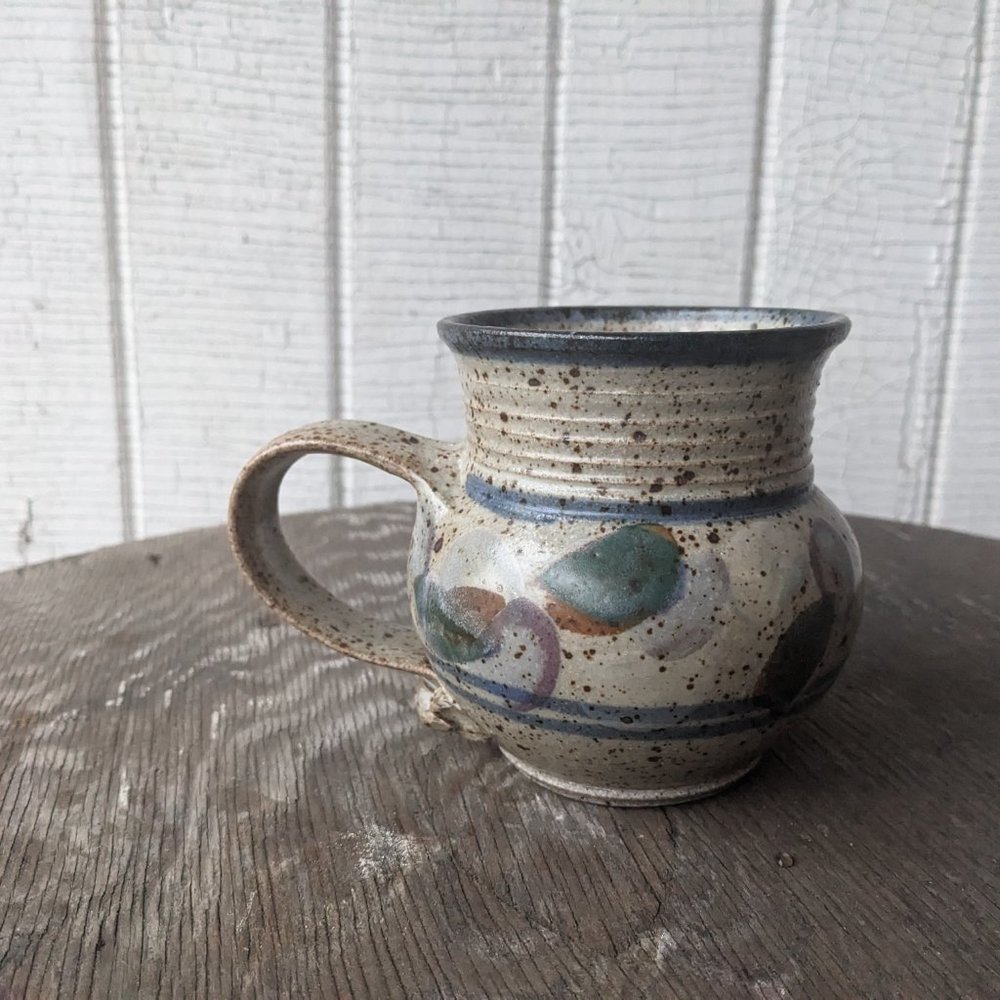 Two Handmade Ceramic Mugs Grey and Blue - Picture 7 of 9
